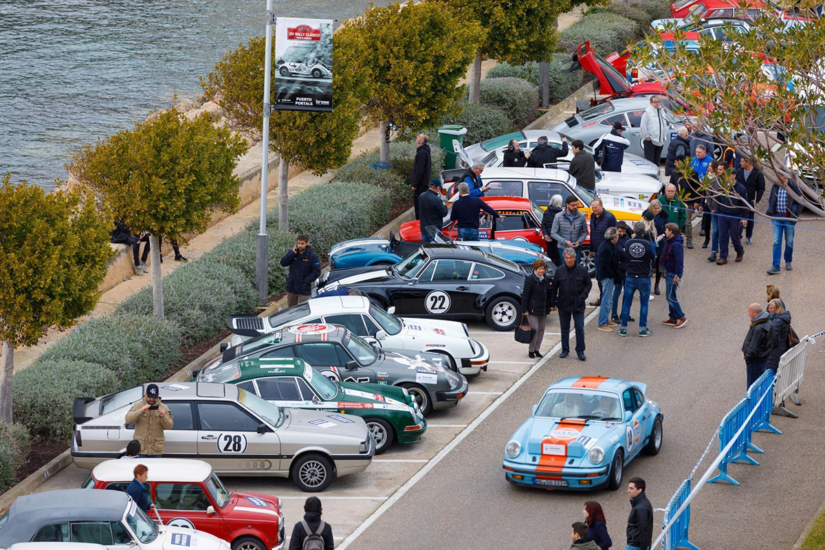 Gentleman Driving Club at a Mallorca classic rally