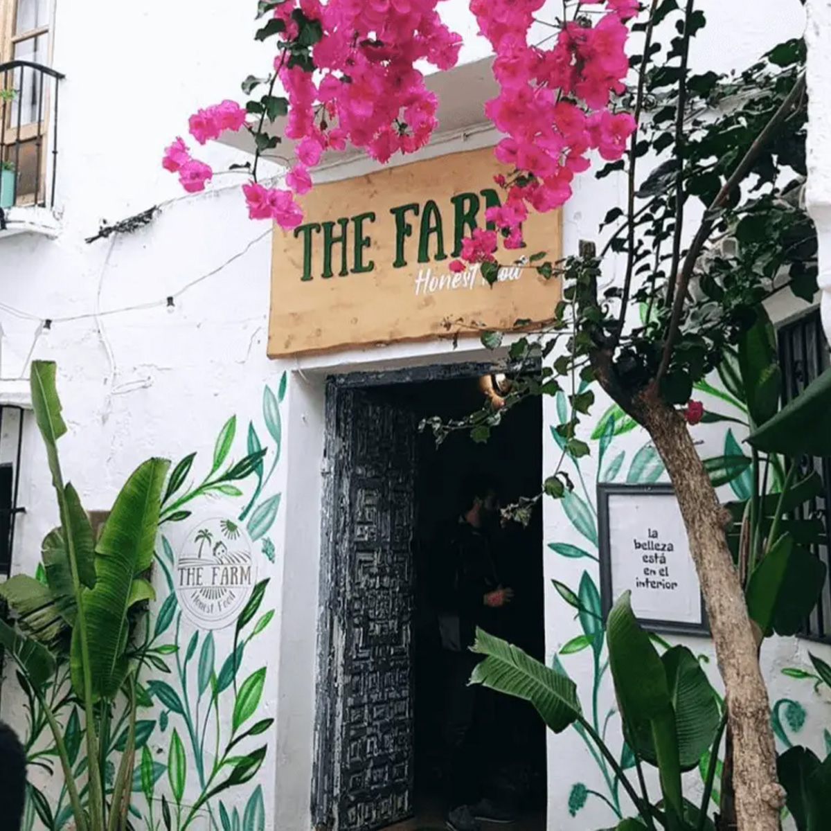 The Old Town’s “Urban Beach Bar”